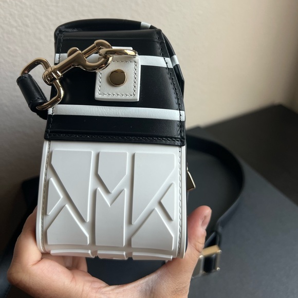 DIOR CAMP BAG/BRAND NEW/NEVER USED - Picture 4 of 9